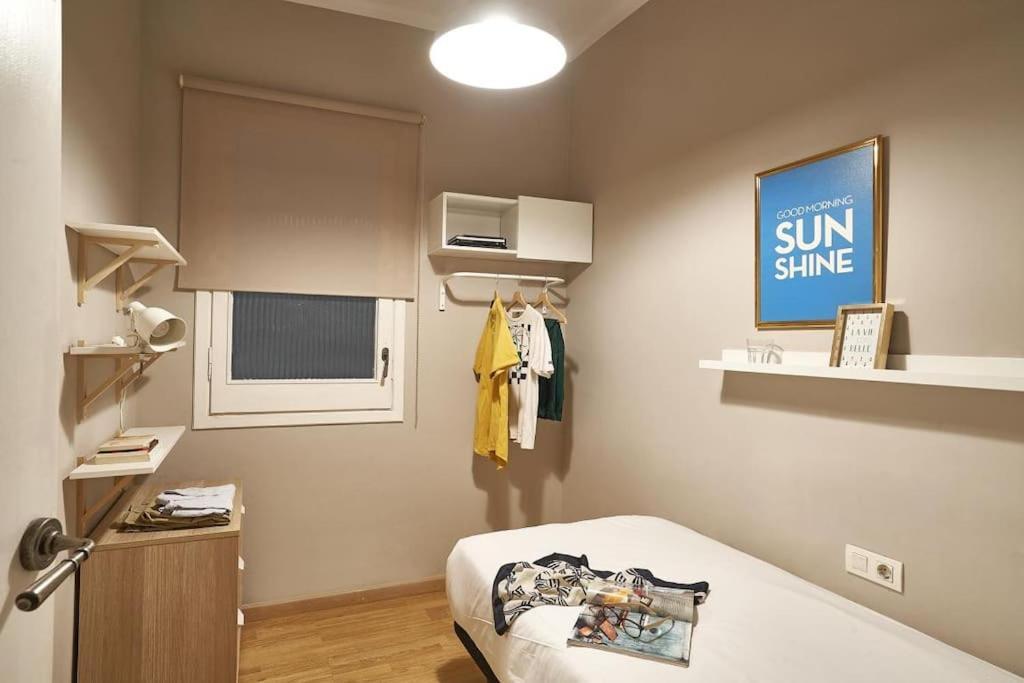 Magnificent 4 Bedroom Apartment In Eixample Barcelona Luaran gambar