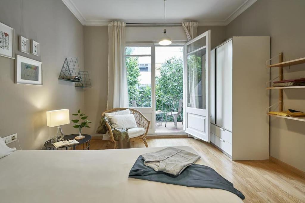Magnificent 4 Bedroom Apartment In Eixample Barcelona Luaran gambar