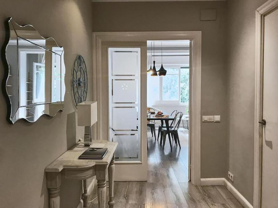 Magnificent 4 Bedroom Apartment In Eixample Barcelona Luaran gambar